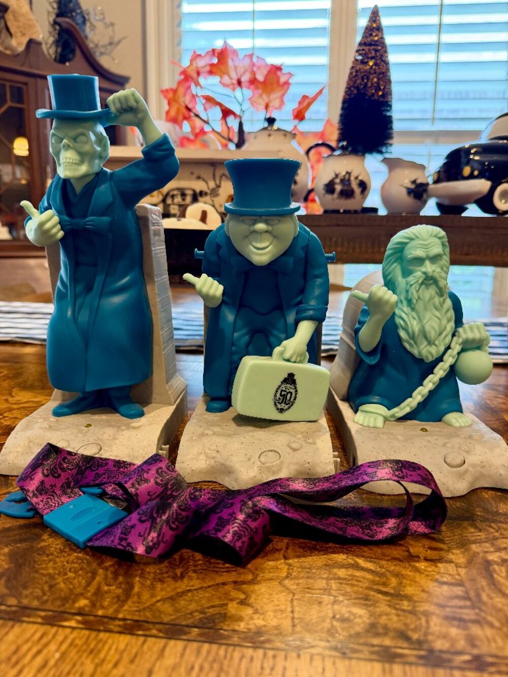 2019 Disney Parks Haunted Mansion 50th Anniversary Hitchhiking Ghost Set